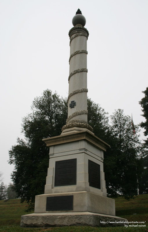 Monument US Fifth Corps #1