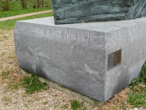 Vredesmonument Nieuw-Lekkerland #4