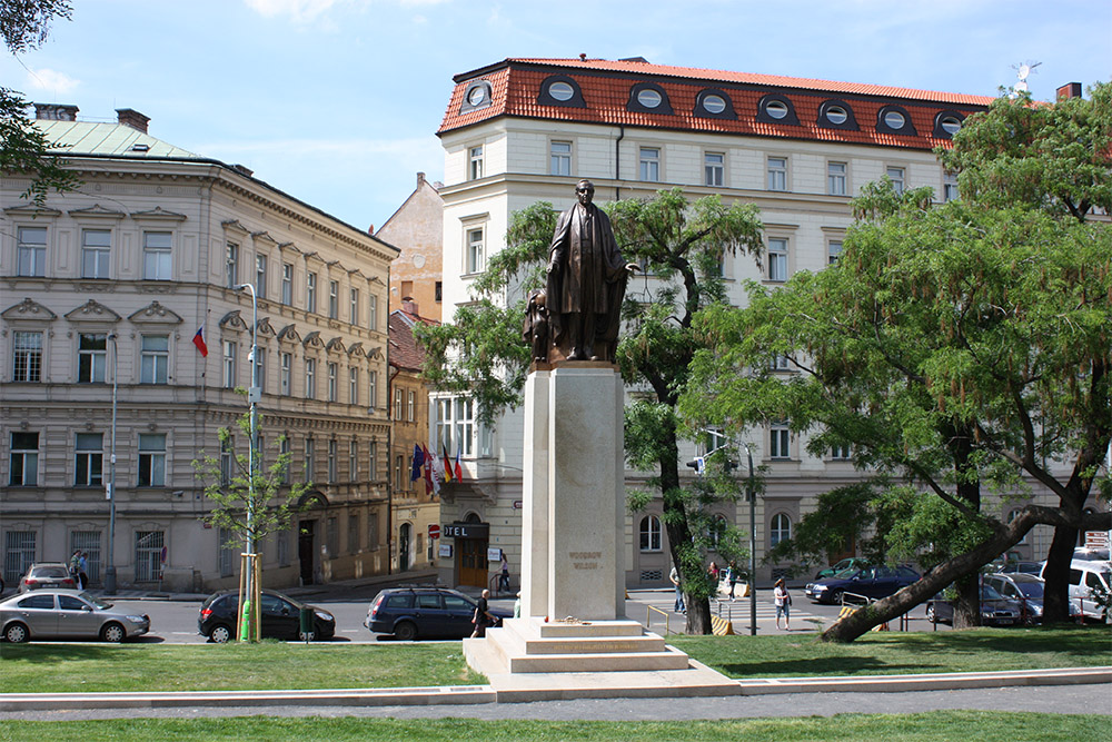 Woodrow Wilson Monument Praag #1