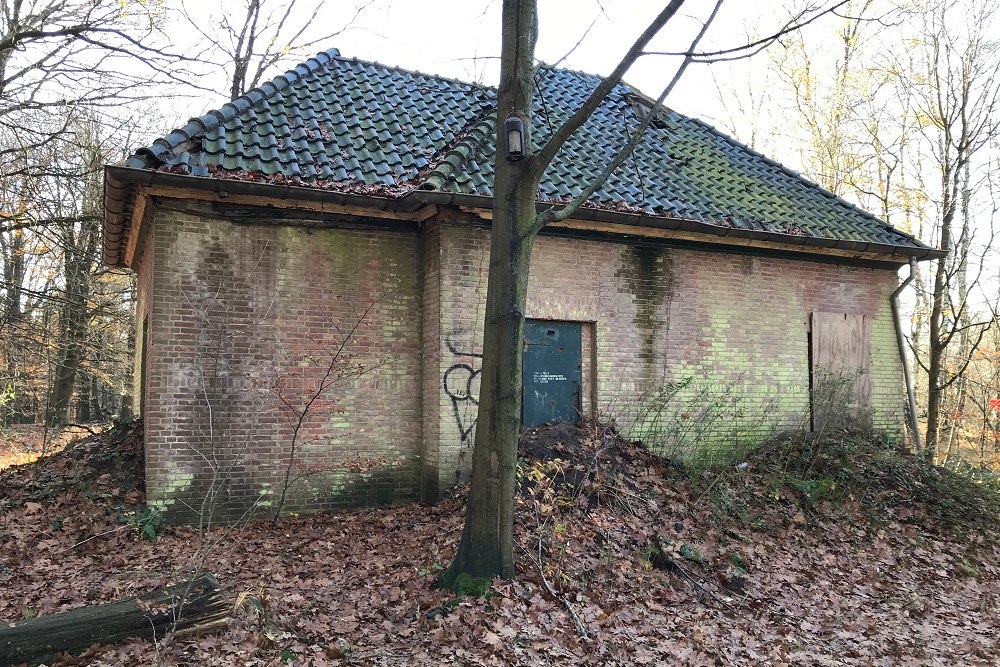 Trafogebouw Vliegveld Twente