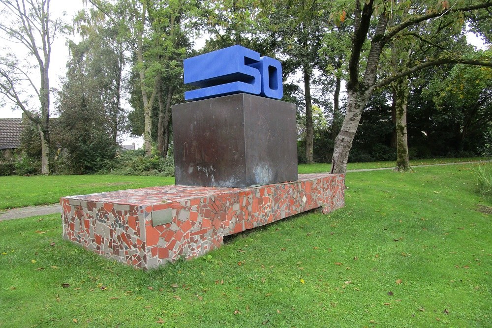 Peace monument Nijkerk #2