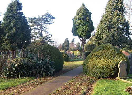 Oorlogsgraven van het Gemenebest Higham Ferrers Cemetery