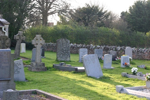 Commonwealth War Grave St. Michael Churchyard #1