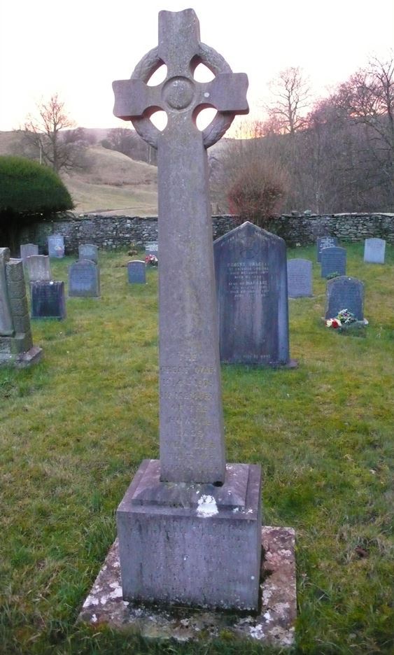 Commonwealth War Grave Holy Trinity Churchyard