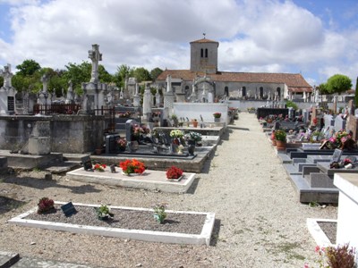 Graven Nederlandse Zeelui Saint-Nazaire-sur-Charente #4
