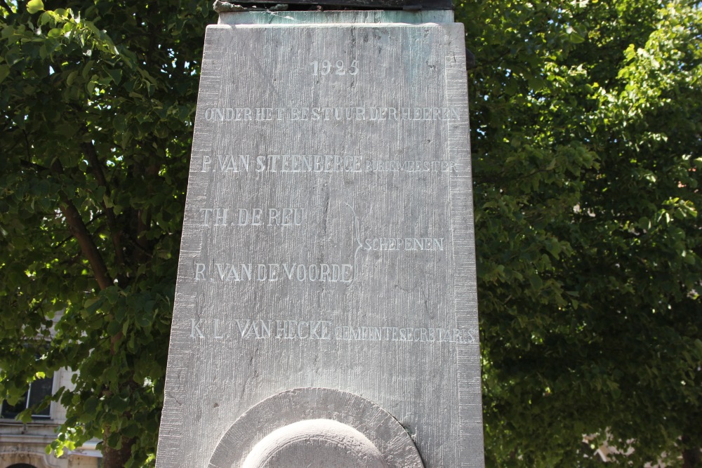 Oorlogsmonument Ertvelde #5