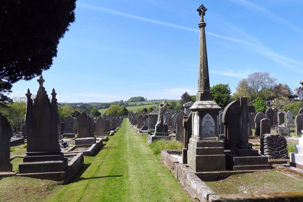 Commonwealth War Graves St. Brendan New Churchyard