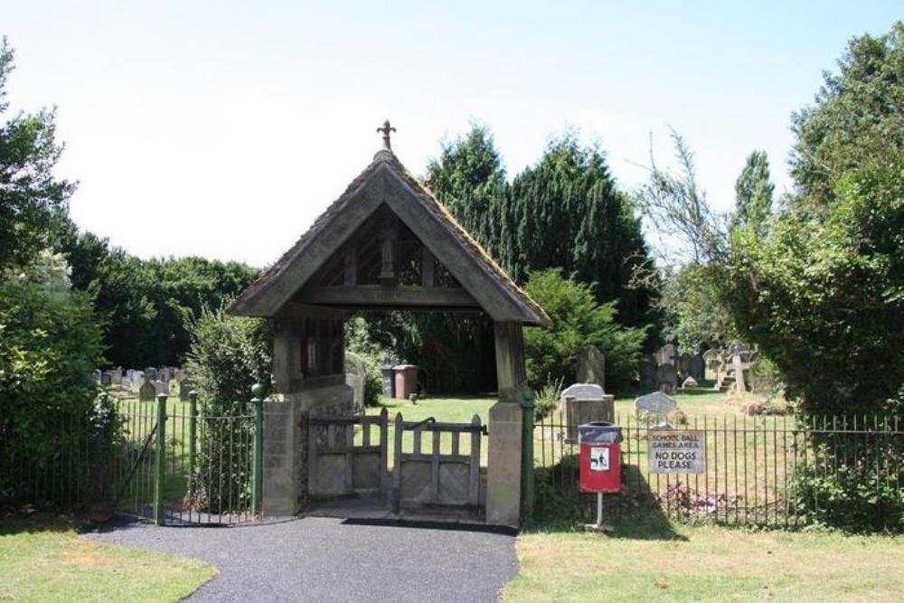 Commonwealth War Graves Cavendish Cemetery #1