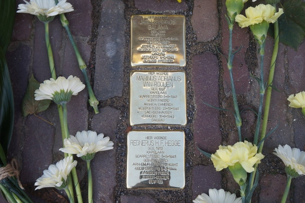 Stolpersteine Hofstraat