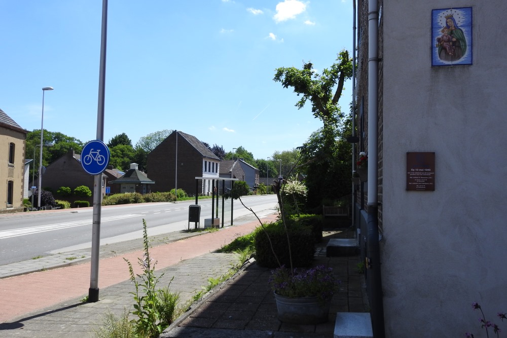 Memorial H. Hamacher and L.C.F. Huntjes #4