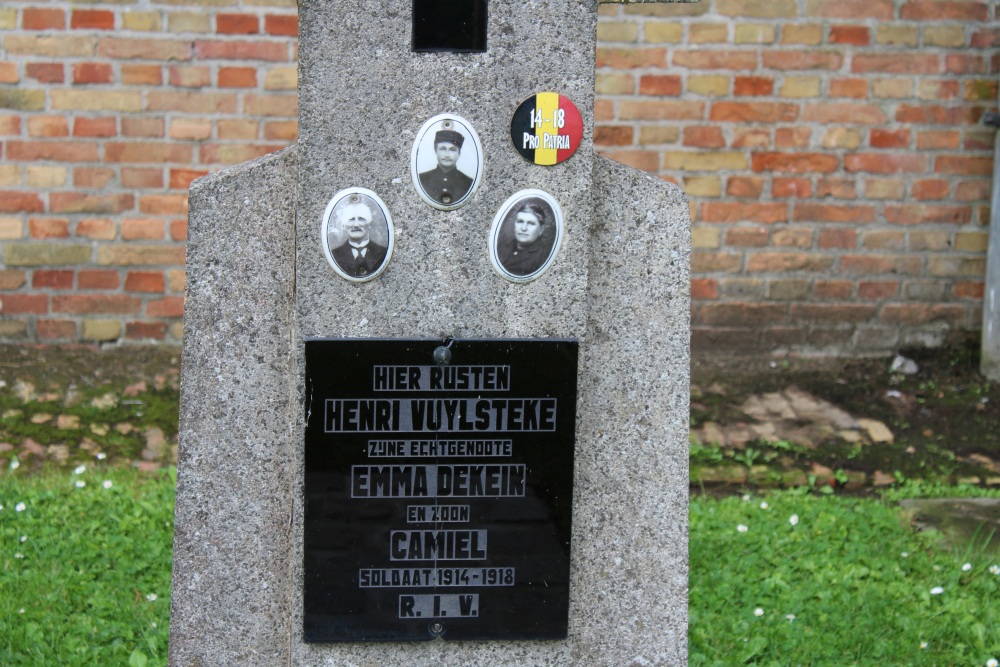 Belgische Oorlogsgraven Westrozebeke #3