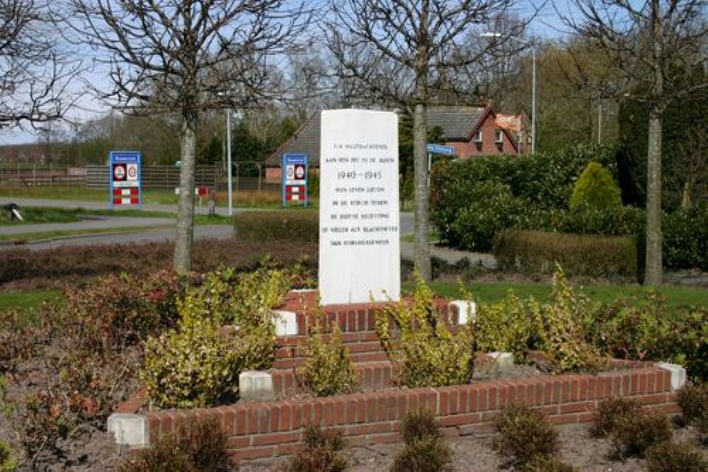 Oorlogsmonument Finsterwolde #2