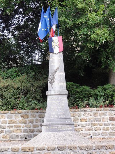 Oorlogsmonument Houldizy #1
