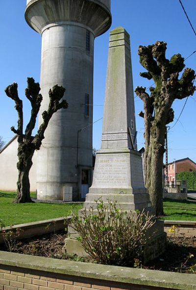 Oorlogsmonument Baizieux #1