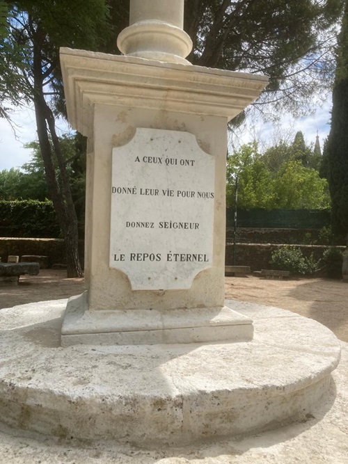 War Memorial Sainte-Ccile-les-Vignes #4