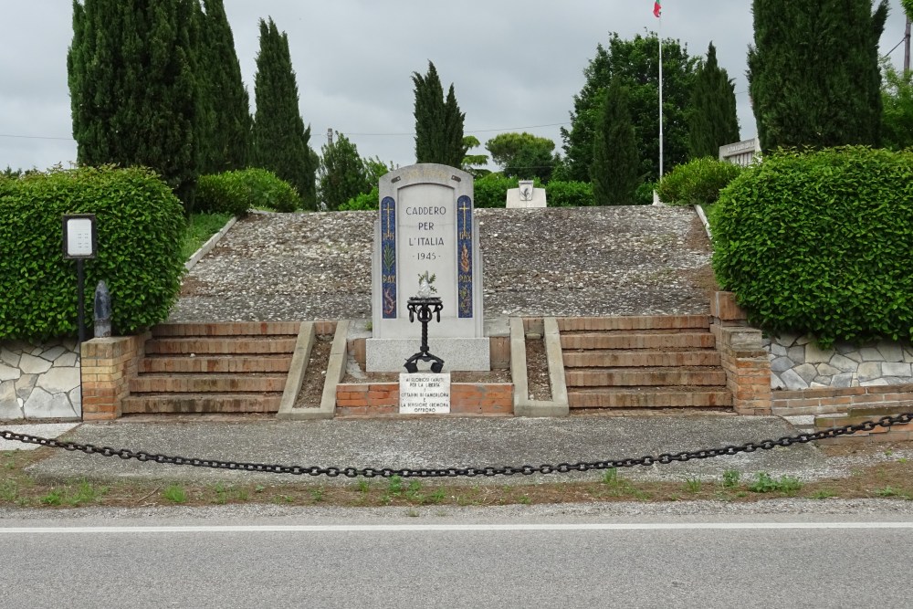 Italiaanse Militaire Begraafplaats en Oorlogsmonument Camerlona #1