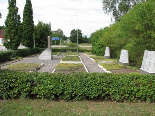 Sovjet Oorlogsbegraafplaats poģi #1