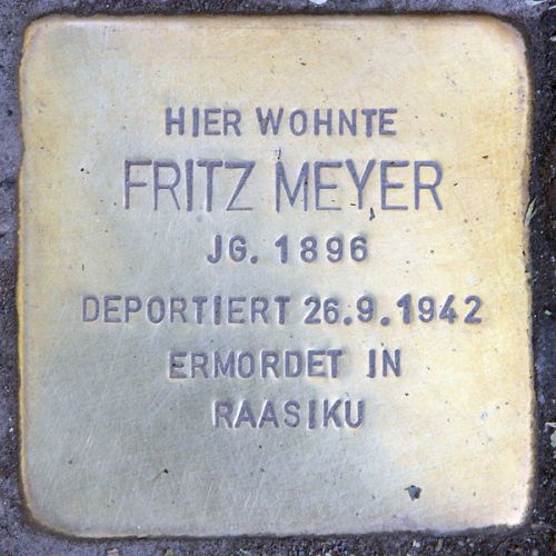 Stumbling Stones Giesebrechtstraße 19 #3