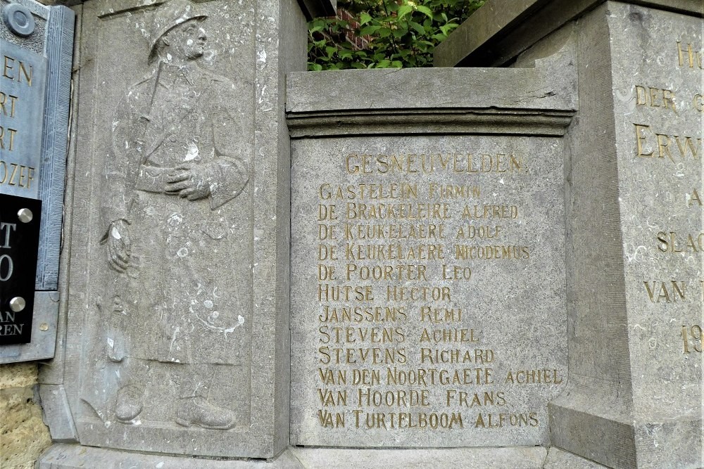 Oorlogsmonument Erwetegem #3