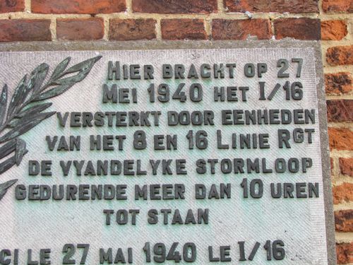 Gedenkteken 27 Mei 1940 Kerk Emelgem #3