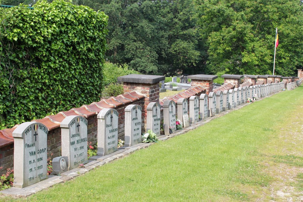 Belgian Graves Veterans Alsemberg #1