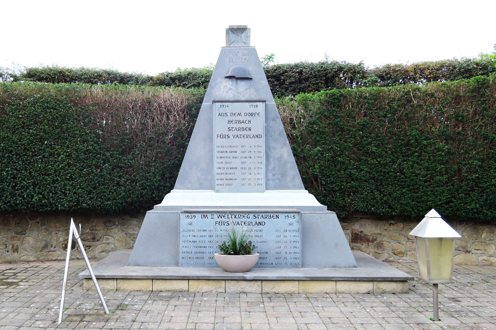 War Memorial Herbach #2