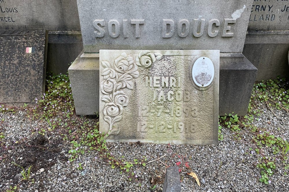 Oorlogsmonument Flémalle-Grande #4
