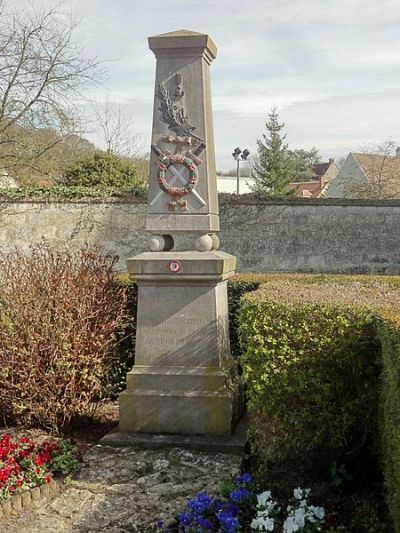 Oorlogsmonument Neuilly-sous-Clermont #1