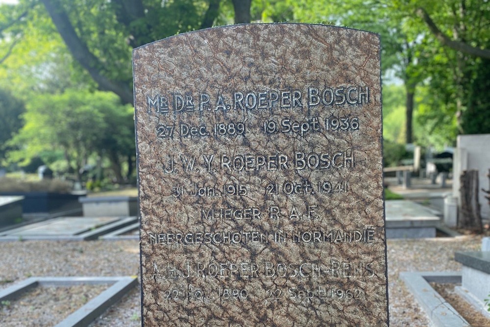 Dutch War Graves Cemetery 