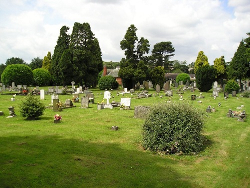 Commonwealth War Graves Markfield Cemetery