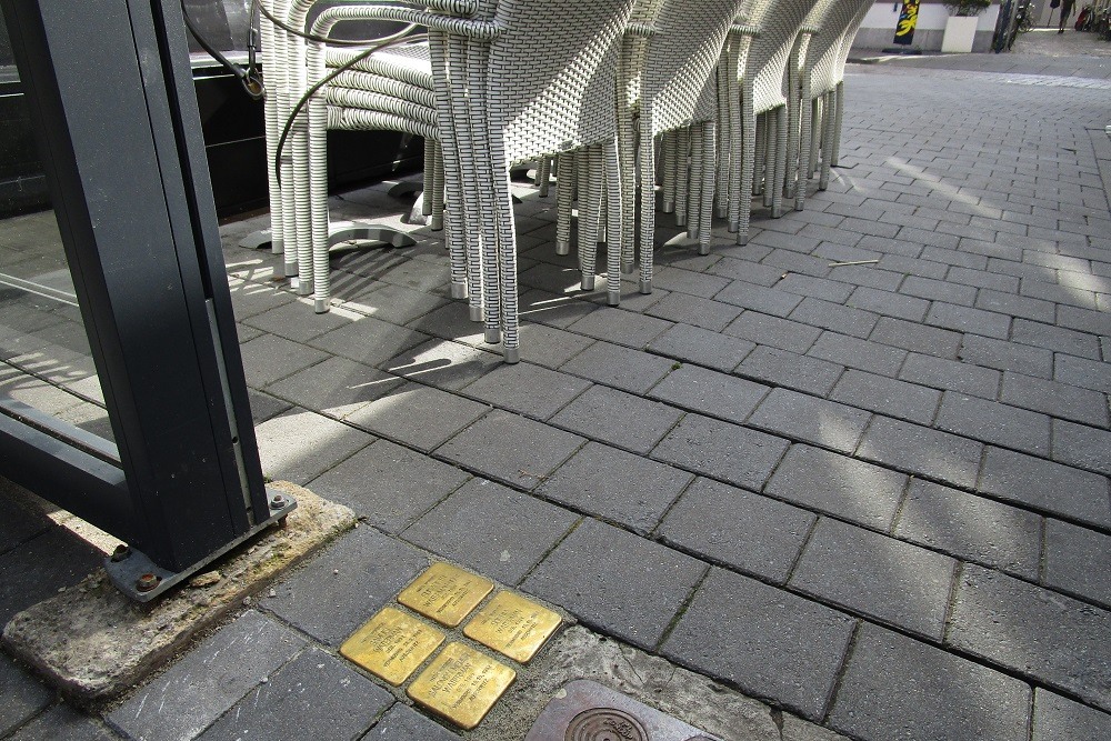 Stolpersteine Korenbrugstraat 3 #4