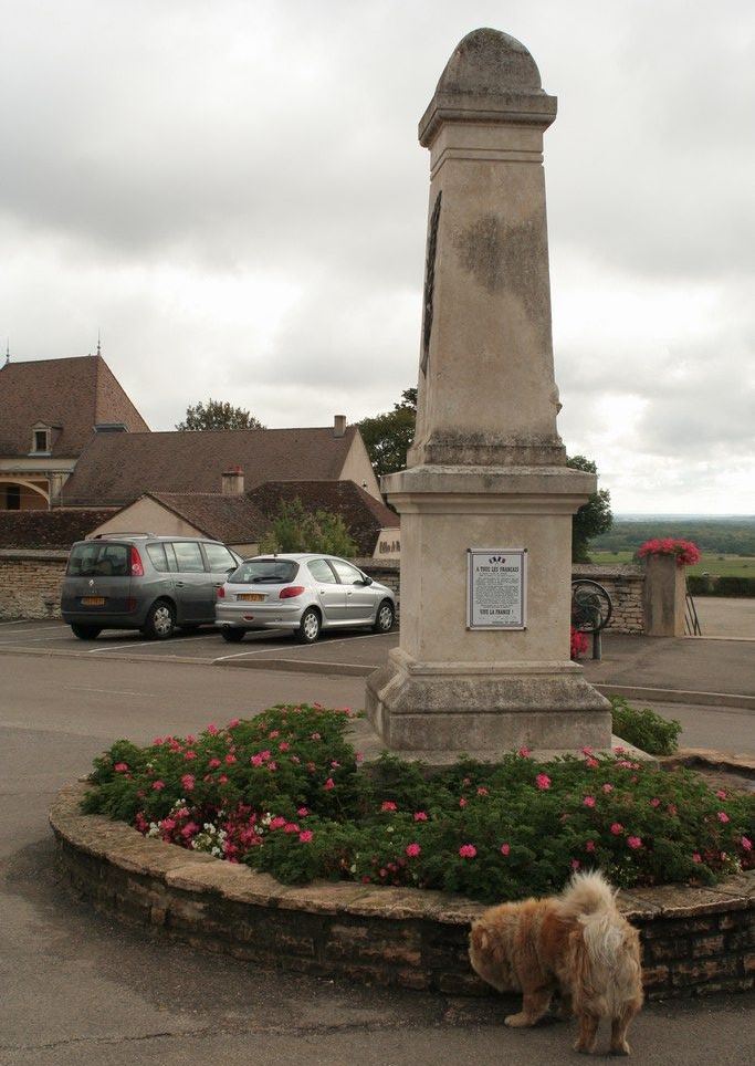 Oorlogsmonument Morey-Saint-Denis