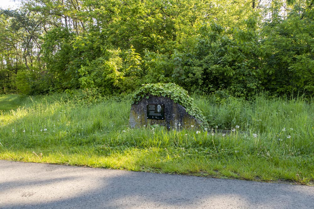 Monument Alexander Caerts Lanklaar #1