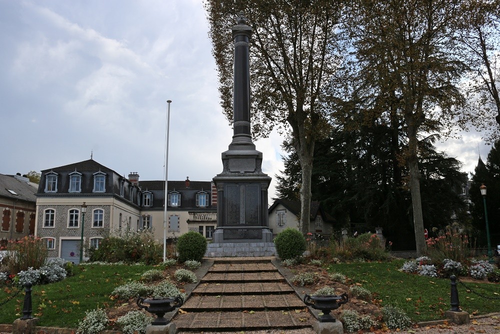 Oorlogsmonument Oloron-Sainte-Marie #1