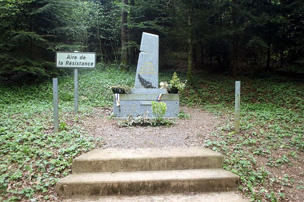 Monument Crash 1 September 1944