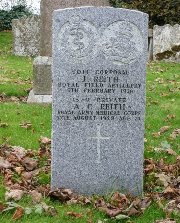 Commonwealth War Graves Echt Old Churchyard #1