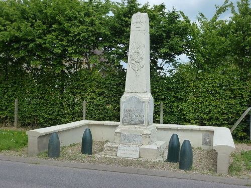 Oorlogsmonument Épégard #1
