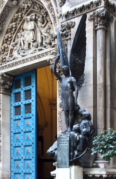 War Memorial St. Michael Church