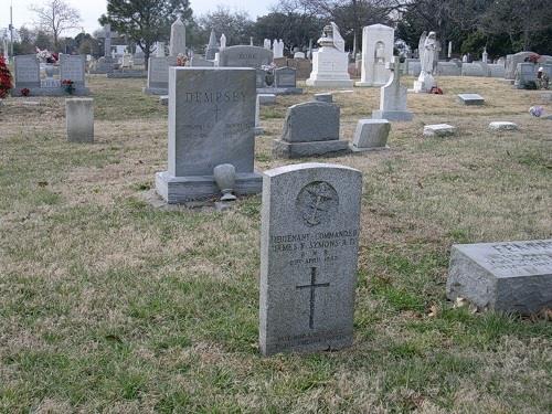 Commonwealth War Grave St. Mary's Cemetery