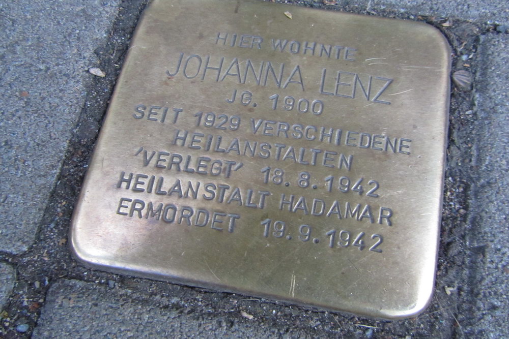 Stolpersteine Karolingerring 11