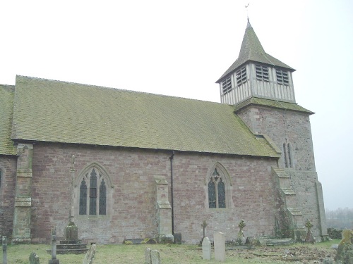 Commonwealth War Graves St Mary Churchyard