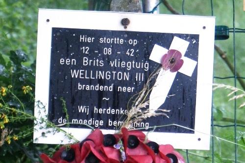 Memorial Wellington III X3798 #2