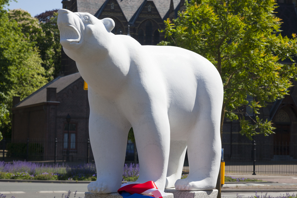Polar Bear Memorial Hilversum #5