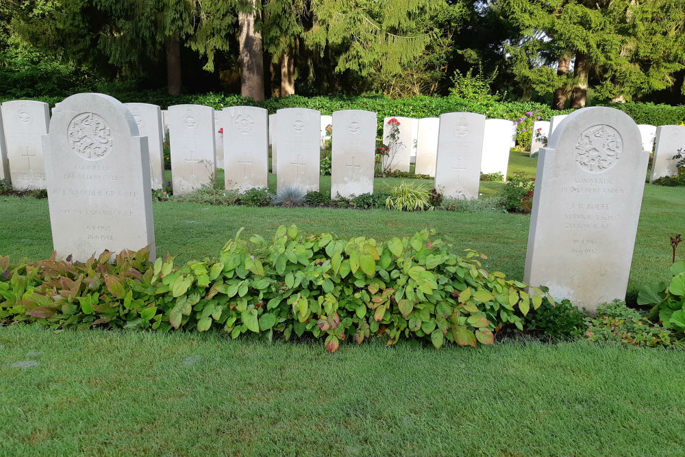 Dutch War Graves Cemetery Friedhof Ohlsdorf Hamburg