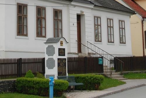 War Memorial Aschau im Burgenland