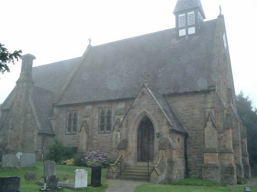 Oorlogsgraven van het Gemenebest Holy Trinity Churchyard