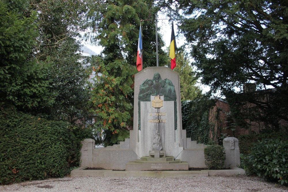 Oorlogsmonument Hannut #1