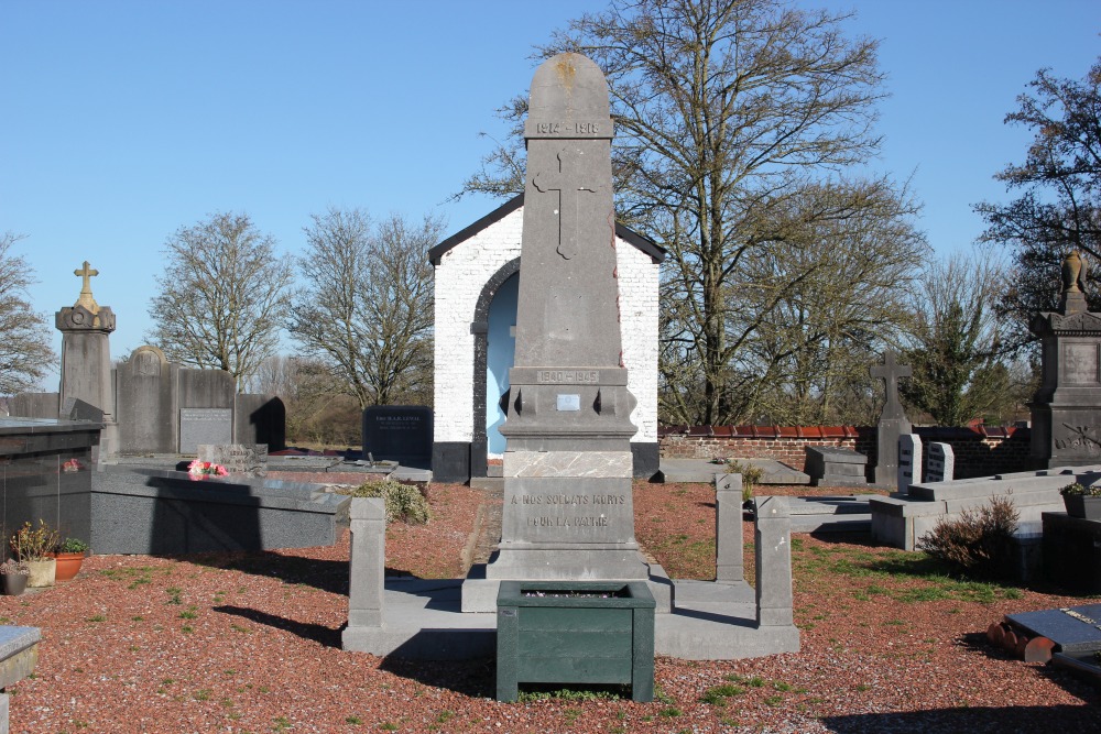 Oorlogsmonument Marbais Begraafplaats