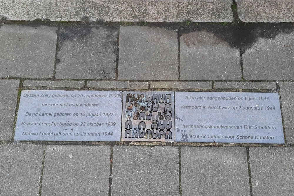 Remembrance Stones Pannenhuisstraat 144 #1