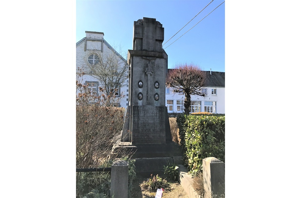 War Memorial Malvoisin